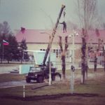ロシアの軍人さんがいつもどおり剪定している何もおかしいところはない写真