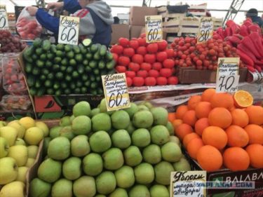 ロシアの物価ってどのくらい？モスクワの市場で売られている野菜の値段