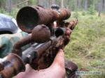 爆弾、手榴弾、弾薬.・・・　ロシアの森から掘り出せる戦争の名残。