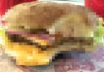 おいしそう！ジャガイモで出来たベラルーシチーズバーガー