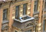 ロシア人の創意工夫の結晶が見れるのはアパートのベランダ
