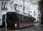 ロシアの近未来的デザインでかっこいい新型路面電車の量産タイプが発表