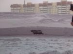 あと一歩でおそロシア！ハバロフスクで雪に埋まった車がギリギリのところで発見される