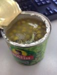 おそロシア！『ワーニャ伯父さん』のグリンピース缶を開けたら中から・・・